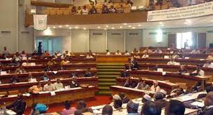 Au sénégal, la commission de l'énergie et des ressources minérales de l'assemblée nationale a examiné le nouveau code de l'électricité et la loi portant création de la commission de régulation du secteur de l'énergie. Le Sdf 1er Parti D Opposition A L Assemblee Nationale Demande Une Enquete Parlementaire Sur Le Retrait De La Can 2019 Au Cameroun Investir Au Cameroun