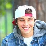 Wesley Strom's Instagram, Twitter & Facebook