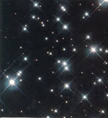 Las estrellas son los bloques de construcción de las galaxias, y existen. Las Estrellas El Universo