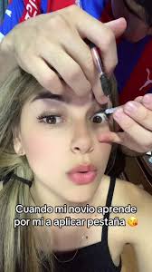 Cómo aplicar pestañas postizas con amor