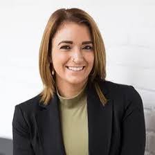 Nicole Broderick's Instagram, Twitter & Facebook