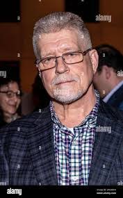 Jonathan Jackman's Instagram, Twitter & Facebook