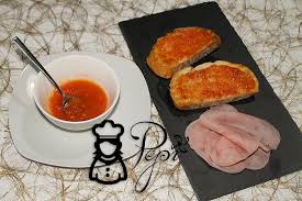 Tomate Para Untar O Pan Tumaca Una Receta Muy Rica Ideal Para Untar En Pan Tostado Y Tomarlo En El Desayuno Merien Pan Tumaca Pan Con Tomate Recetas Thermomix