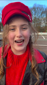 I am my mother’s savage daughter! #savagedaughter #newsong #childsinger  #learningtosing #vocalcoach #singersofinstagram #11 #immidavis  #carparksinging #sarahhesterross #fyp #foryou