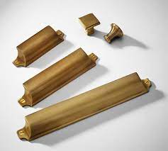 This timeless drawer pull is well suited to vintage renovations as well as modern spaces. Boulevard 4 Pull Pottery Barn