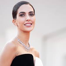 I look sul red carpet di Venezia 2022: star e abiti del giorno 1