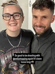 EMILY TOPPING (@emilyetopping) • Instagram photos and videos