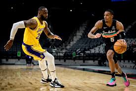 He played college basketball for the kentucky wildcats. Johnson S Career Night Not Enough As Spurs Fall To Lakers To Open 2021 Project Spurs