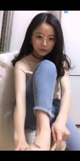 眼镜妹自慰-情窦初开的眼镜妹自慰