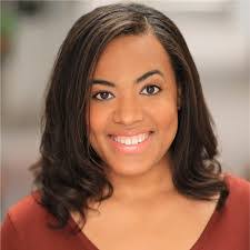 Amelia Beebe's Instagram, Twitter & Facebook