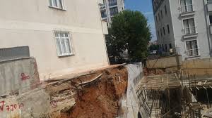 Ses emici akustik malzemeler, genellikle yüzeyi piramit şekilli, renkli, elastik ve poliüretan esaslı bir üründür. Isi Yalitim Sivasi Mi Mantolama Mi Kale Mantolama
