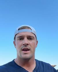 How many windows are you breaking if you tried this? 😂, (📹:  @brysondechambeau)