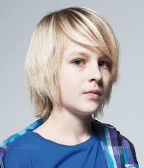 jungs frisuren jungs haarschnitte jungen haarschnitt