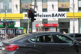 Raiffeisen bank ofera persoanelor juridice urmatoarele produse i servicii specifice: Bancherul Raiffeisen Bank Nu Si Lasa Clientii Sa Foloseasca Descoperitul De Cont Overdraft Daca Si Suspenda Ratele Conform Oug 37 2020