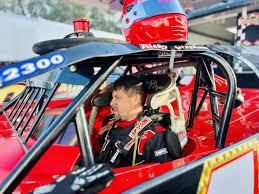 Mario Gresham kicks off 2025 season at Volusia Speedway Park