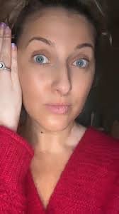 God, Carrie how much of that tanning stuff are you using?!! You look like  Seal!!!”