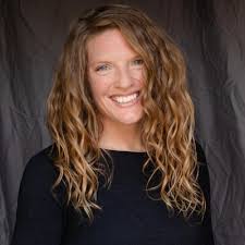 Amanda Kluesner's Instagram, Twitter & Facebook