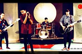 Chord gitar kumpulan lagu rohani. Lirik Dan Chord Gitar Lagu Ayah Kukirimkan Doa By Laoneis Band Sonora Id