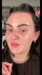 I love this foundation #mikaylanogueira #beauty #makeup #foundation