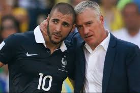 Logos brodés / 2 étoiles. Euro 2021 Le Retour Attendu De Benzema Le Banni