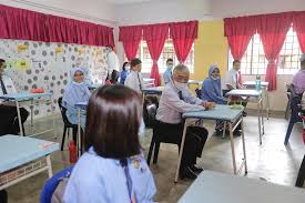 3 sm sekolah dato' abdul razak, negeri sembilan. Agong Checks On Sop Compliance At Smk Danau Kota In Kl Asia Newsday
