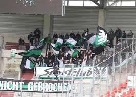 Jul 21, 2021 · münster fast ein jahr ist vergangen, seitdem die u17 und u19 des sc preußen münster ihre letzten pflichtspiele bestritten haben. Preussen Munster Fans Sagen Sonderzug Ab Faszination Fankurve