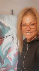 Can’t wait to show this painting to you soon! It’s a big messy one and I’m  already in love with how it’s turning out while laying down these  undertones! I will definitely be making prints of this one! ...