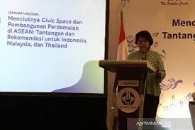 Malaysia akan gunakan vaksin astrazeneca untuk usia 60 tahun ke atas. Peneliti Berita Palsu Kekang Kebebasan Sipil Di Asean Antara News