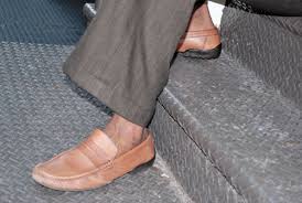 Living With Less But Only The Best Minimalist Men Minimalist Wardrobe Dress Shoes Men
