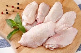 Dan sesekali bisa juga diberikan buah dan sayuran. 5 Alasan Pentingnya Makan Daging Ayam Seruni Id