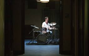 When required their subsequent set, tanner can't play without his sheets, however andrew claims he can perform whiplash from memory. Whiplash Auf Kinofilmwelt