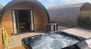 Superior spas prides itself on providing high quality hot tubs and swim spas and putting our customers and partners at the heart of everything we do. Superior Glamping Pod With Hot Tub Chester 2021 Reviews Pictures Deals