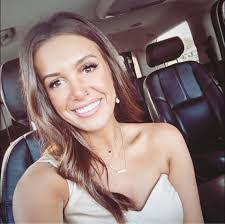 Marcia Proffitt's Instagram, Twitter & Facebook