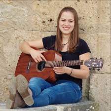 Building a learning community amongst. Sarah Fischer Singer Songwriter Sangerin Gitarristin Cajonistin Pianistin Aus Stuttgart Backstage Pro