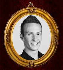 Indrukwekkende persmeute aan het startpodium @rondevlaanderen @sporza. Facebook