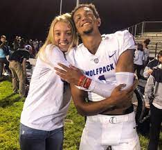 Which close friend takes place to be university basketball's greatest celebrity. Gonzaga S Jalen Suggs Uconn S Paige Bueckers And The Friendship That Fuels March Madness