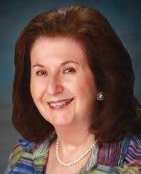 Lisa Luber's Instagram, Twitter & Facebook