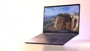 Copilot x HP AI Companion・商務智選HP EliteBook Ultra G1i - PCM