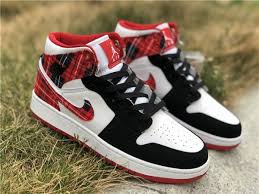 Jordan 1 Mid Black Green White Air Jordan 1 Mid Gs White Plaid Girls Size For Sale Air Jordans Jordan 1 Mid Black Nike Shoes