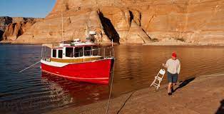 We drove to lake powell and walked to the beach where we sat and watched the sunset. Beach Anchoring On Lake Powell Trailer Trawler Life Blog Cruising Usa Canada