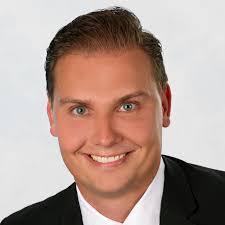 Daniel Rinner's Instagram, Twitter & Facebook