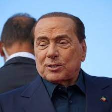 Berlusconi migliora, il bollettino di zangrillo: Zm5jt3mofxbkmm