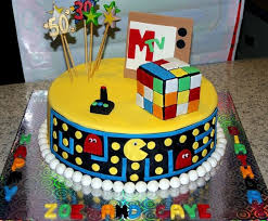 Pin By Anna Paula Sabino On 80s Party Cool Birthday Cakes 90th Birthday Cakes Birthday Cakes For Men
