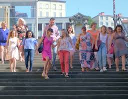 La vente directe, c'est certainement la meilleure idée de travail à domicile qui existe sur ce site. Vendeuse A Domicile De Lingerie Et Pret A Porter Charlott