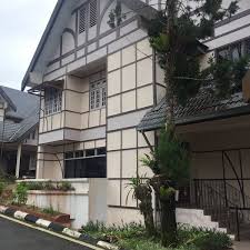 Rumah peranginan ini merupakan rumah rehat yang disediakan oleh bahagian pengurusan hartanah (bph), jabatan perdana menteri sebagai kemudahan kepada kakitangan kerajaan. Rumah Peranginan Persekutuan Fraser Hill Motel