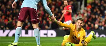 A severe shoulder injury in september 2017 kept the burnley captain out for nine months and ended his world cup dreams. Manchester United Target Tom Heaton Return In Goalkeeping Shake Up