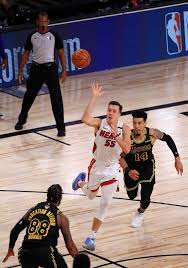 Betting stats and traditional stats for miami heat player duncan robinson, including game logs and historical stats. This Miami Heat Player Rained 3 Pointers On The Lakers Parade The New York Times