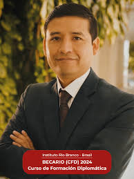 La historia inspiradora de Alfonso Ponce y la diplomacia