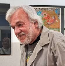 Artystyczne wizje Marka Jędrycha na wystawie w klubie Piast