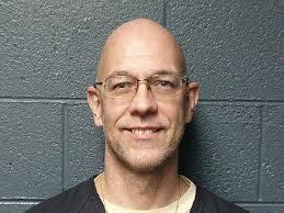 Aaron Wadsworth's Instagram, Twitter & Facebook